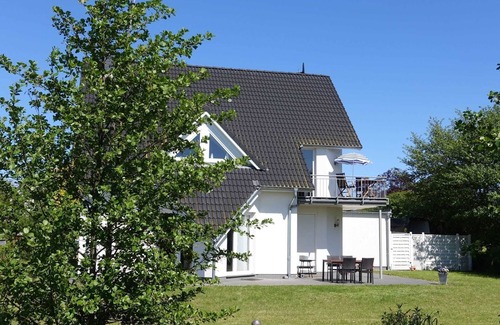 Hasselberg Apartment | Ferienwohnung Regenbogenhaus - Ferienwohnung Regenbogenhaus: Special Rate May and June!