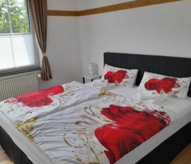 Rhauderfehn Apartment | Ferienwohnung Rosenhaus