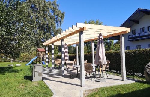 Rimsting Apartment | Ferienwohnungen Maderhof