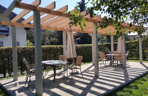 Rimsting Apartment | Ferienwohnungen Maderhof