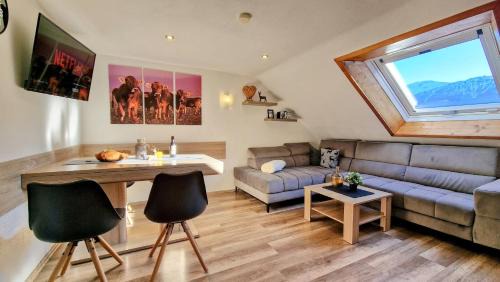 Ried Apartment | Ferienwohnungen Wolf - Wohnung "Falkenstein" mit 3 Zimmer