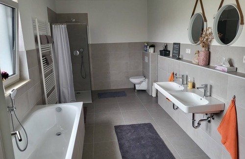 Satteldorf Apartment | Ferienwohnungin Crailsheim/satteldorf