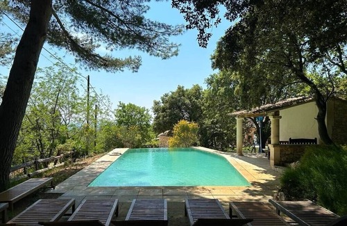 Gigondas House | Ferme Rénovée : Vignes, Silence, Piscine et vue à Couper le Souffle, de 2 à 20p