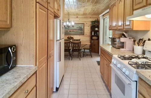 Fishs Eddy House | Fern Hollow Country Home