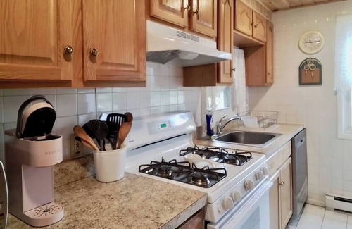 Fishs Eddy House | Fern Hollow Country Home