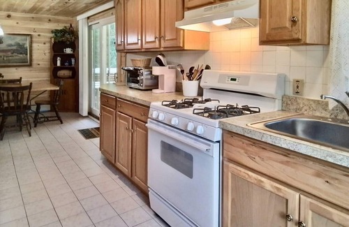 Fishs Eddy House | Fern Hollow Country Home