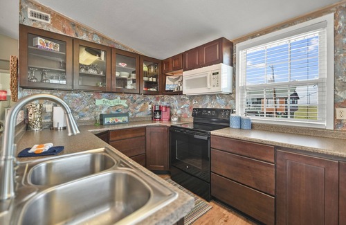 Bermuda Beach House | Few Steps from beach, fabulous view from ginormous gated deck!