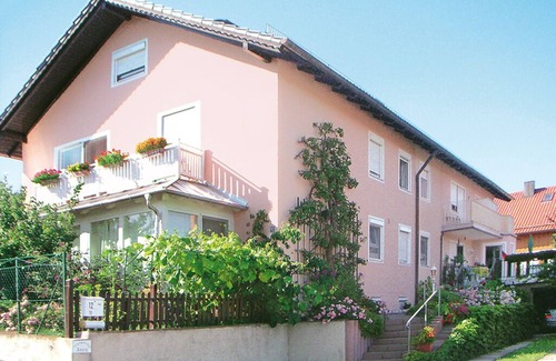 Bad Birnbach Apartment | FeWo (35qm) in zentraler Lage mit Balkon