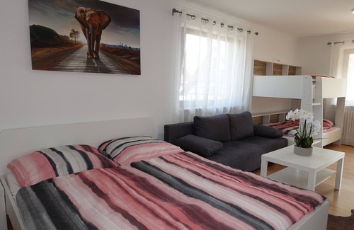 Rust Apartment | FeWo Central Rust | 5 minutes walk to Europapark
