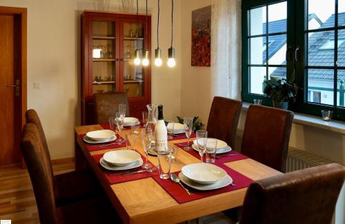 Bad Neuenahr-Ahrweiler Apartment | FeWo „Im Tal der roten Traube“