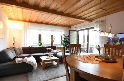 Zwiesel Apartment | FeWo mit zwei Schlafzimmern und Fußbodenheizung