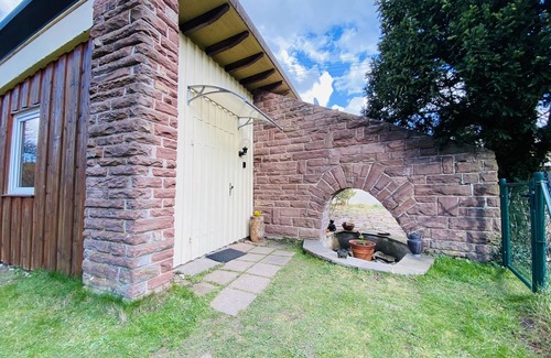 Schoemberg House | Fewo - Waldrand-lage mit Garten, Grill & Parkplatz. Haustiere Willkommen