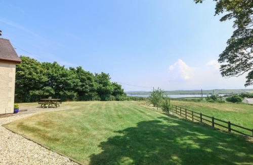 Rhosgoch House | Fferam Y Llyn