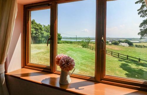 Rhosgoch House | Fferam Y Llyn