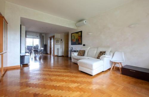 Gallaratese Apartment | FieraMilano 3BR Apartment