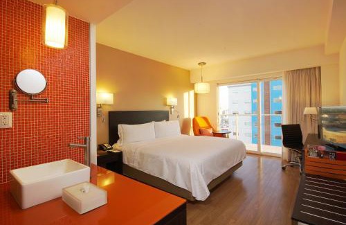 Ciudad Obregon Hotel | Fiesta Inn Express Ciudad Obregón