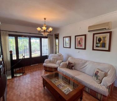 Sanlucar la Mayor House | Finca Azafrán - Chalet con piscina privada