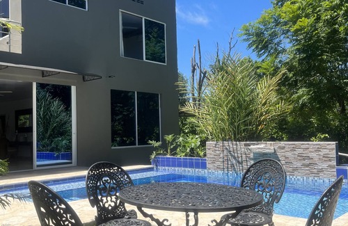 Puerto Triunfo House | Finca Casa Blanca Doradal !A 3 Minutos del Parque Tematico Hacienda Napoles!
