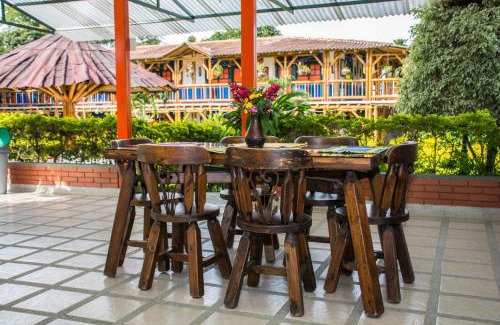 Armenia Hotel | Finca Hotel La Dulcera