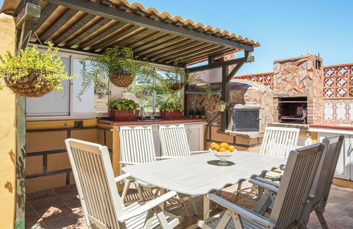 Valleseco Villa | Finca "La Acequia" with Whirlpool, Fast Wi-Fi, Terrace & Garden