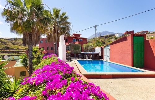 Icod de los Vinos House | Finca La Gaviota - Bungalow Las Flores