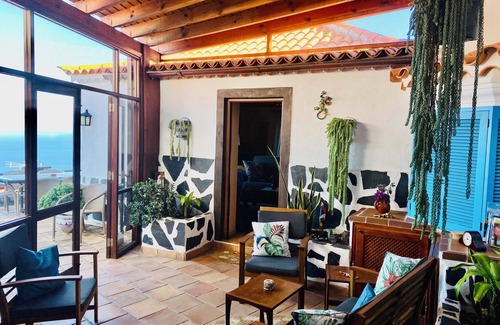 El Tanque House | Finca La Hoya 2 - Tradition meets modernity - sea view, whirlpool & conservatory