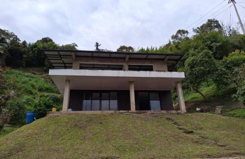 San Francisco Cabin | Finca salamandra