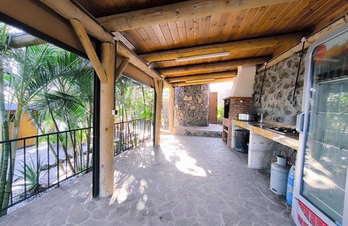 Candelaria Ski Chalet | 'Finca Verónica' with Sea View, Wi-Fi and Air Conditioning