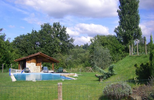 Montagne House | Find yourself in the countryside with family or friends