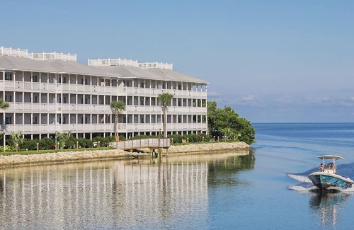 New Town House | 𝐅𝐢𝐧𝐝𝐢𝐧𝐠 𝐌𝐞𝐢𝐥𝐢 Beach House Resort + Amenities, 2-Bedroom