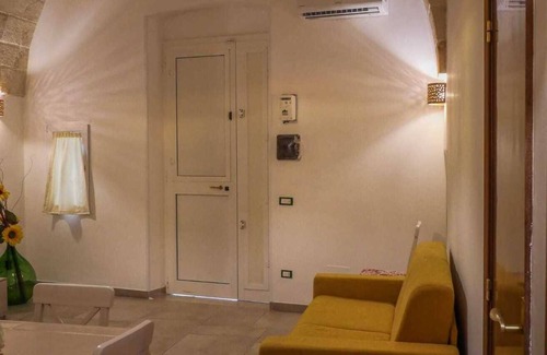 Grottaglie Apartment | Finely renovated apartment in the center of Grottaglie