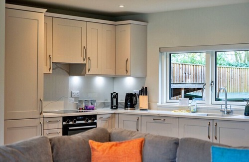 Dorsington Cottage | Finest Retreats | Oak Cottage