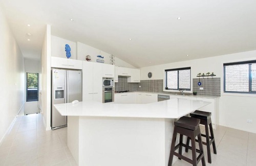 Fingal Bay House | Fingal Surf and Sand Pacific Drive 14A