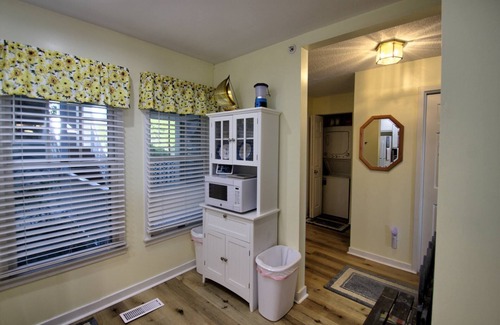 Ocean View Condo | First Floor, 2 BD, 2 BA Condo, Bayside Views, Pool, Tennis, and Many Free Activities!