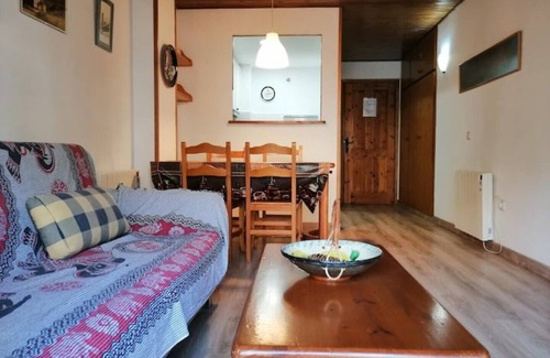 Taull Apartment | First floor apartment with garden - Isard 3