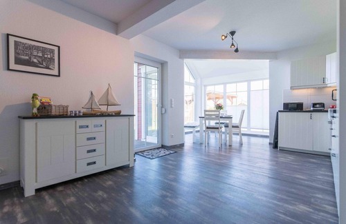 Wieck auf dem Darss Apartment | First floor apartment WI-4.1 in the house DAT SCHWEDENHUS in the resort of Wieck