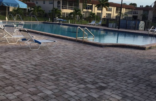Stuart Condo | First floor condo 55+ community, not pets and a 90 day minimum stay, no smoking