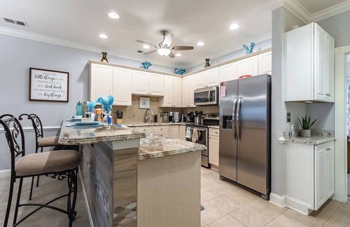 Central Myrtle Beach Apartment | First Floor Condo With Lake View