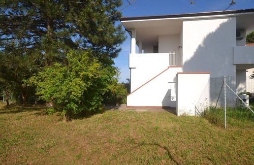 Lido delle Nazioni House | First floor villa with large garden a few meters from the sea