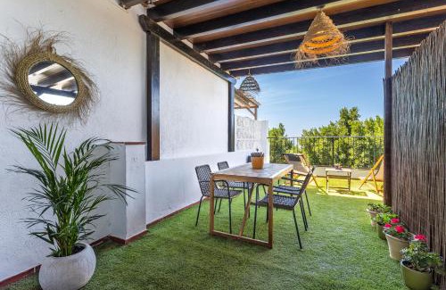 Playas del Palo Apartment | First line, Sea views, Verde y Mar by Mellow