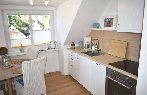 Timmendorfer Strand Apartment | Fischerhus vacation apartment deck 2