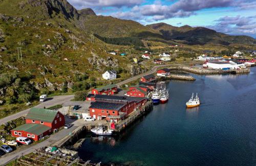 Ballstad House | Fish factory -The real Lofoten experience