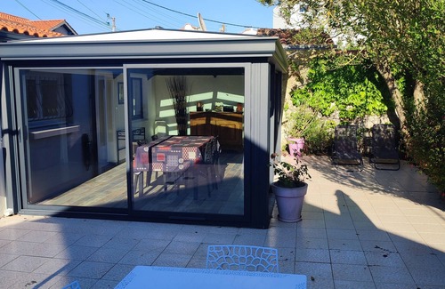 Saint-Gilles-Croix-de-Vie House | FISHERMAN'S COTTAGE NEAR BEACH BOISVINET