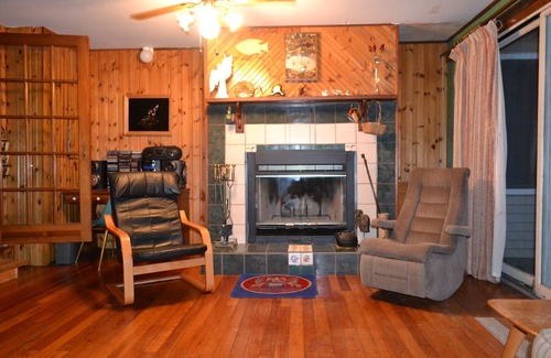 Lexington House | Fisher House Lexington. Large family friendly retreat. Clean and comfortable.
