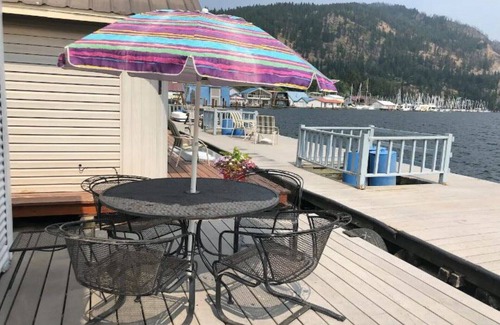 Bayview House | Fishermen's Float