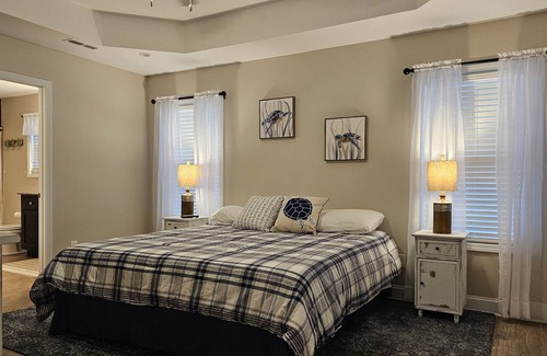 Manning House | Fishing and boating within Walking distance to Lake Marion