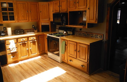 Eagar Cabin | Fishing, Hunting, Hiking, And Lots Of Family Fun! Direct View of Escudilla Mtn