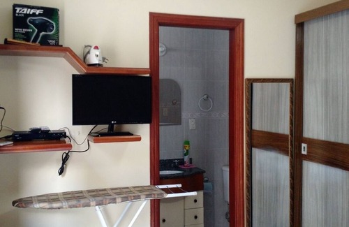 Guilhermina Apartment | FIT 2 SLEEPS, 1 SUITE P/8 PEOPLE 200m from the beach, barbecue, cable TV, Wi Fi