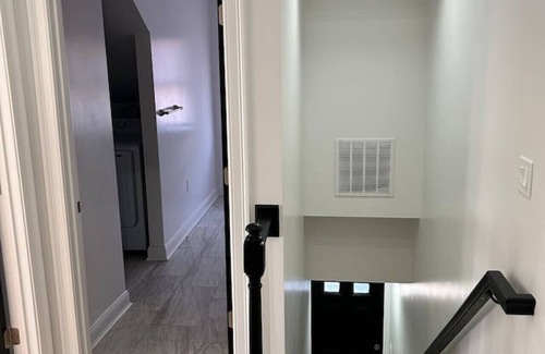 Fitchburg Apartment | Fitchburg quiet side modern 2BD.