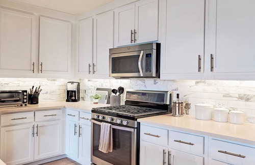 Central Boulder Condo | Fitness Center✅ Rooftop Pool✅ Unparalleled Amenities✅ Monthly Boulder Condo✅